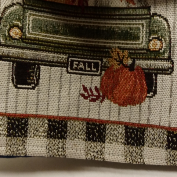 Runner Fall Tapestry Table Runner NWT - Picture 2 of 5